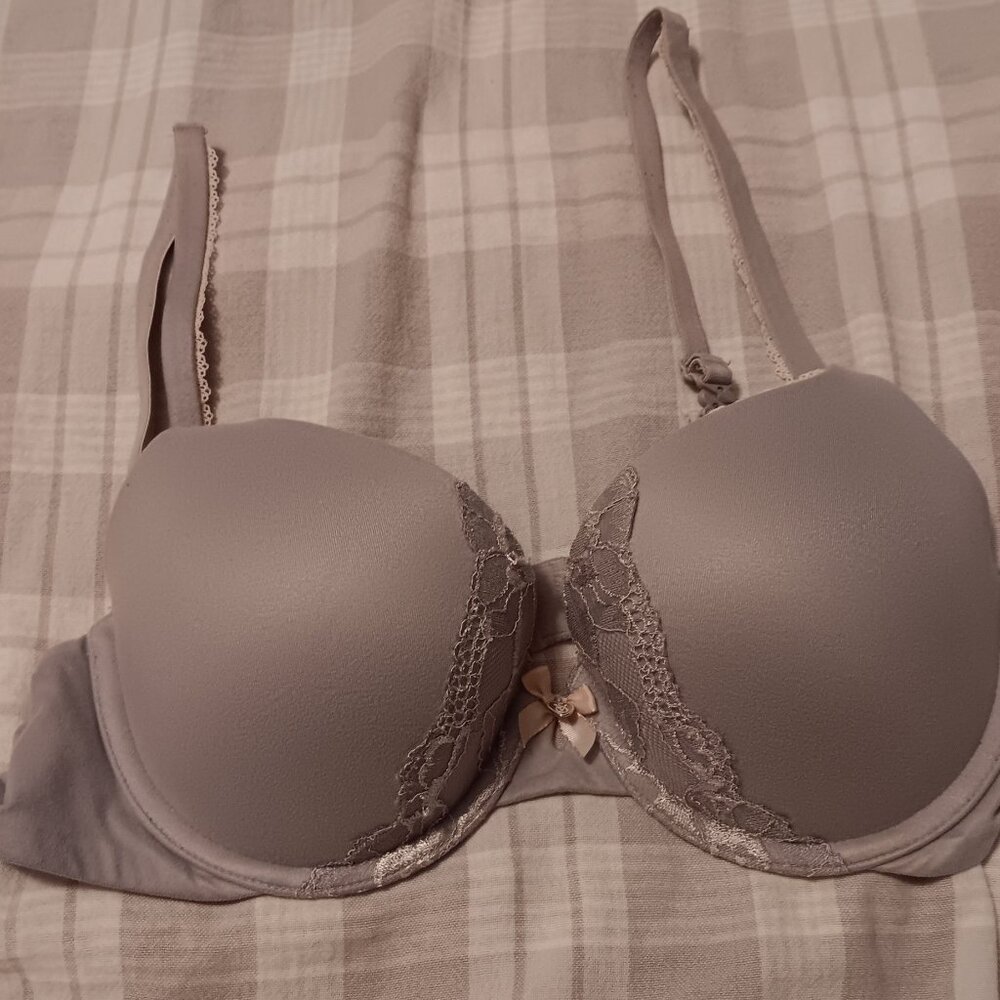 Victoria's Secret push up bra